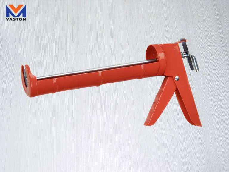 Caulking Gun with Barrel Type